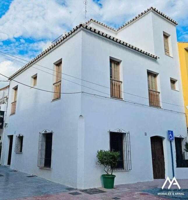 Xxii Apartamentos Morales&Arnal Estepona Exterior photo